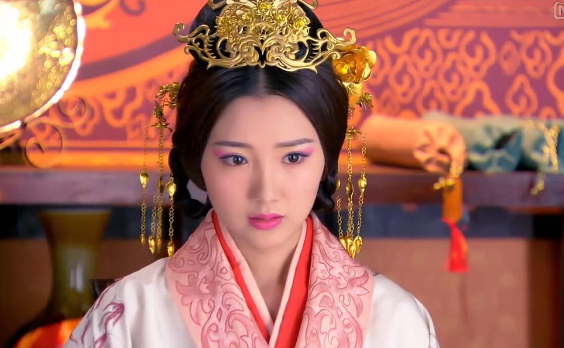 她是历史上有多项纪录的皇后,父母两族皆灭,上官皇后的孤寂人生