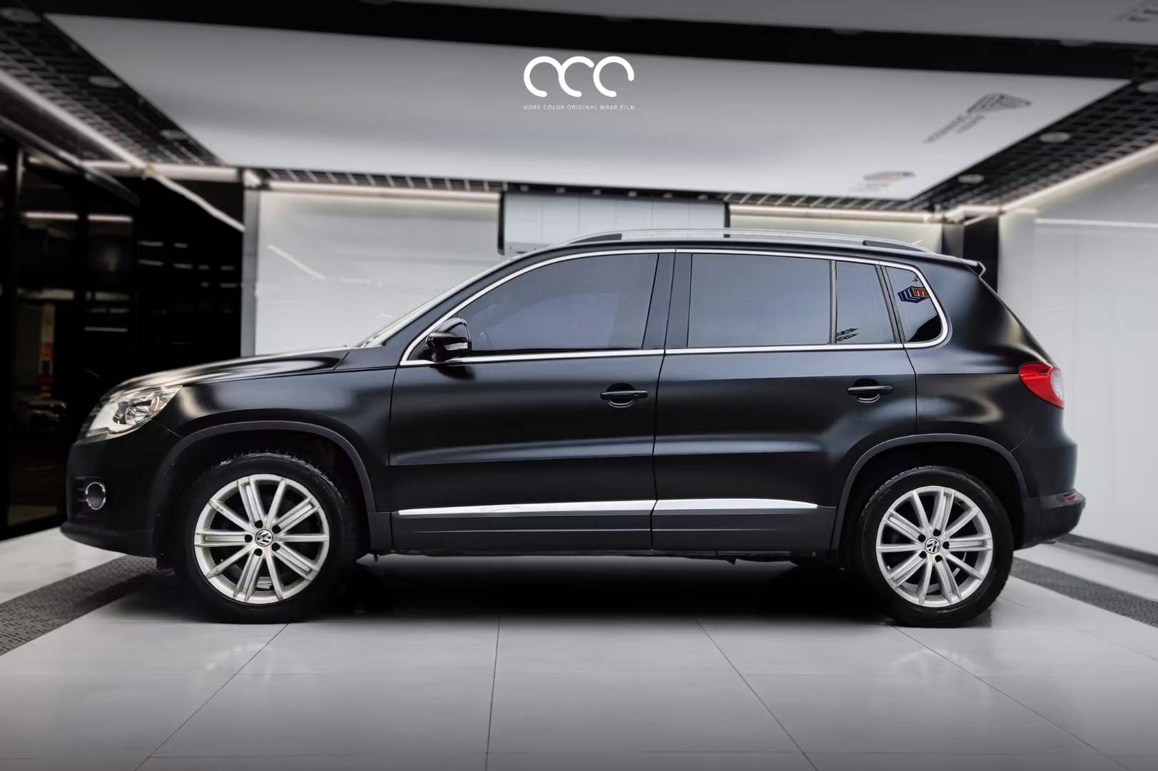 大众途观汽车贴膜mcwrap漫彩改色膜陶瓷黑