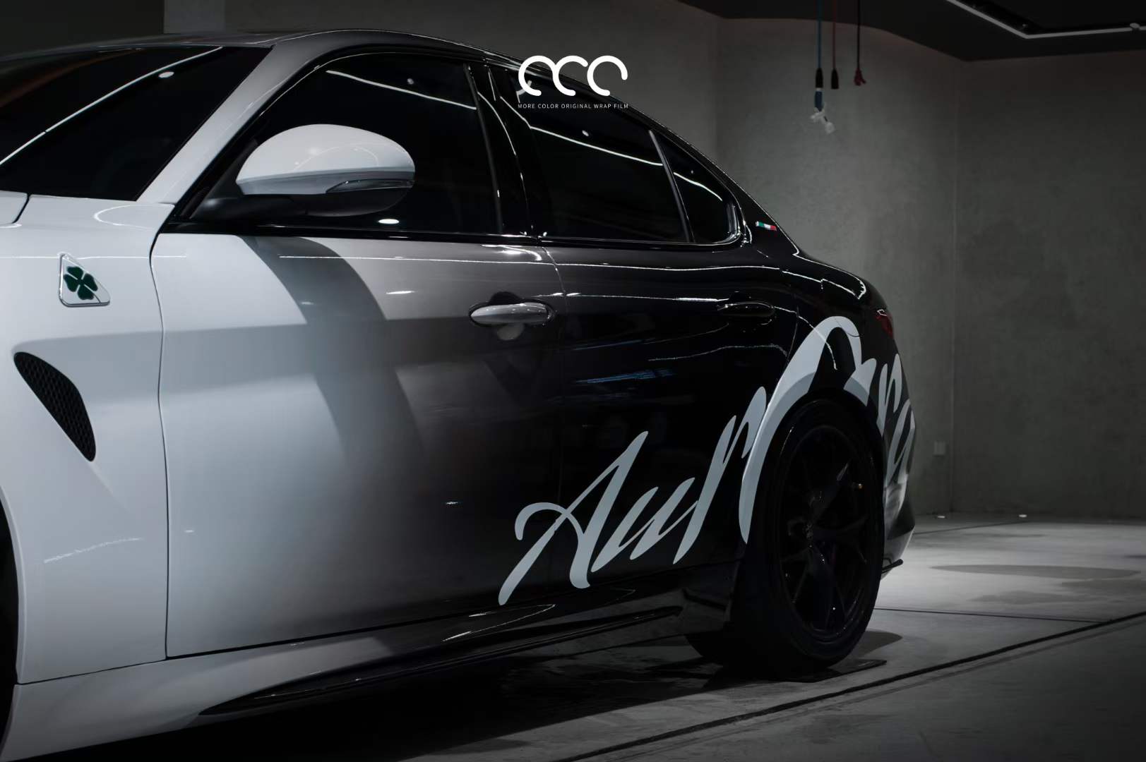 漫彩改色膜:阿尔法全车贴膜黑白渐变彩绘膜