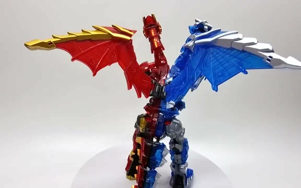钶龙战记冰火双龙合体机器人