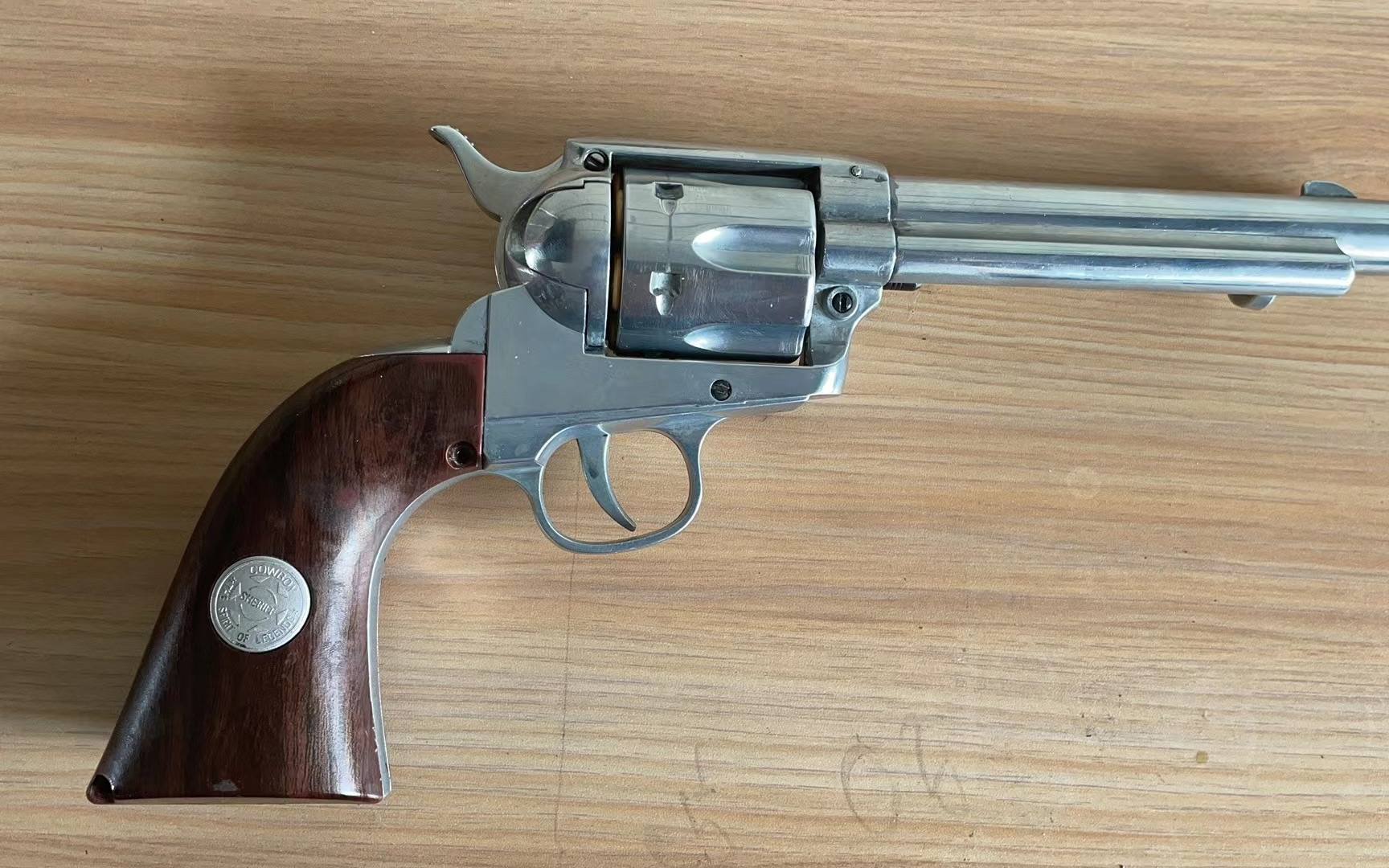 『激光』乖巧虎m1873左轮模型,激光速射