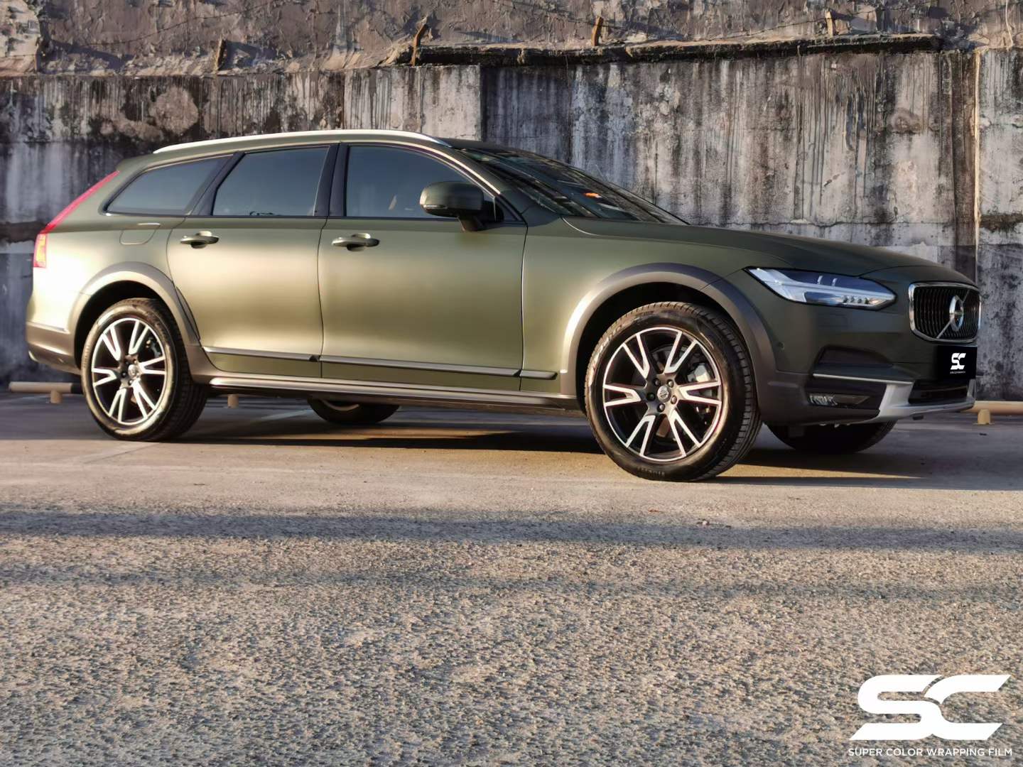 沃尔沃v90全车sc改色膜磨砂军绿 - acfun弹幕视频网 - 认真你就输啦