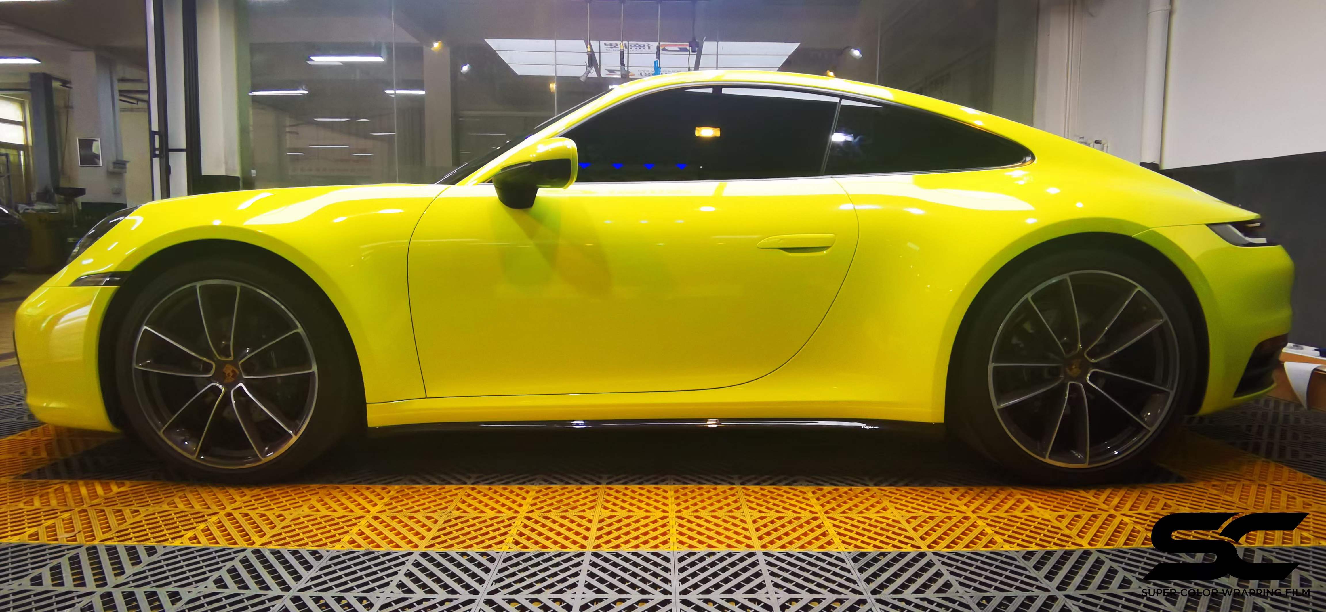 保时捷911贴膜sc改色膜圣保罗黄