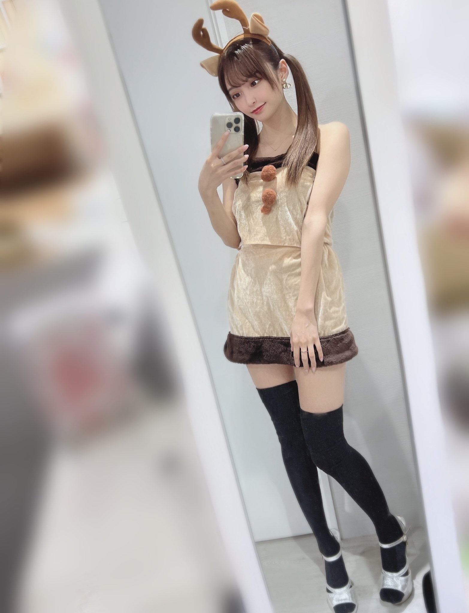 日本模特,偶像 花咲れあ可爱小姐姐个人资料