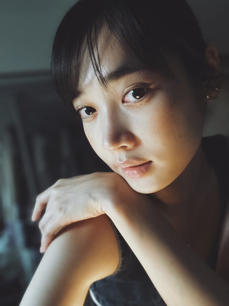 日本女演员模特林田岬优林田岬优美丽小姐姐个人资料