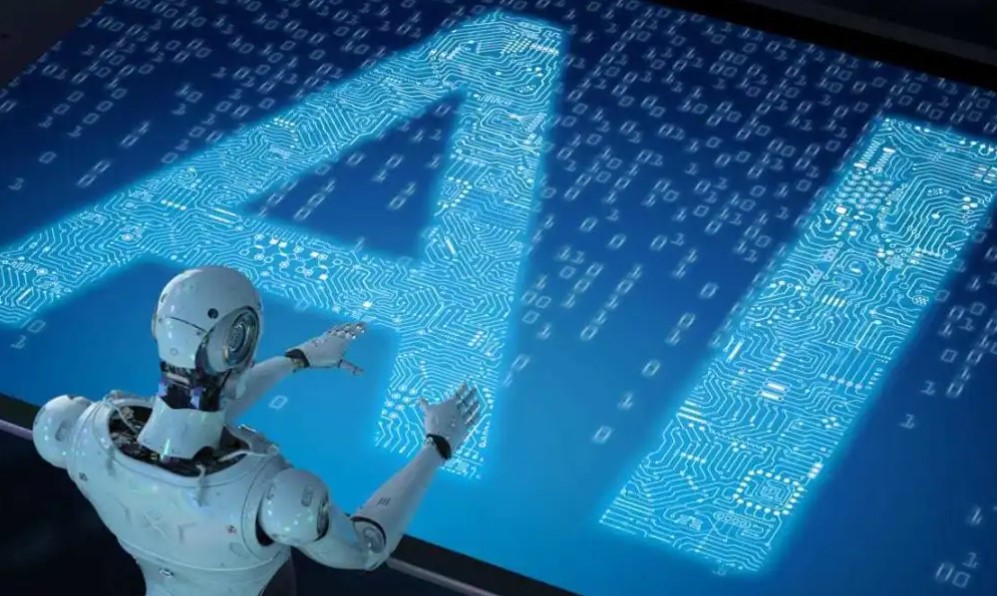 刘慈欣谈AI：人类若生活在科技的安乐窝里，终将会被“消灭”！