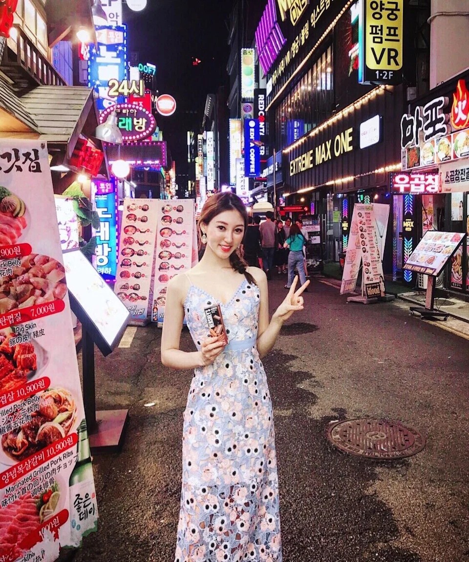 2014年港姐季军何艳娟写真 - acfun弹幕视频网 - 认真你就输啦 (?ω?