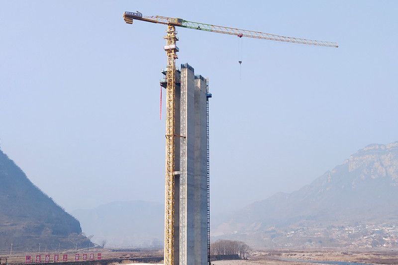 太行山高速漳河大桥最高桥墩封顶,系全线贯通关键工程 - acfun弹幕视