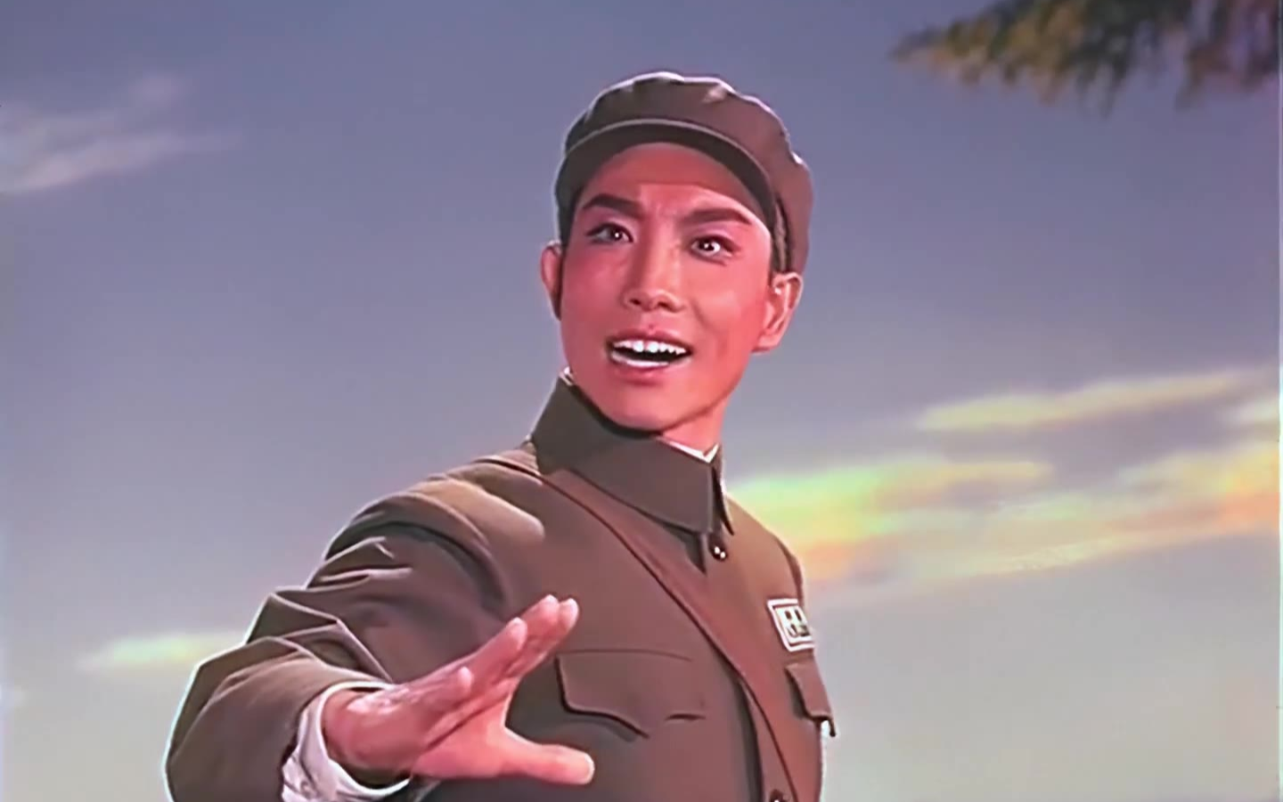 【样板戏】革命现代京剧《奇袭白虎团》1972年