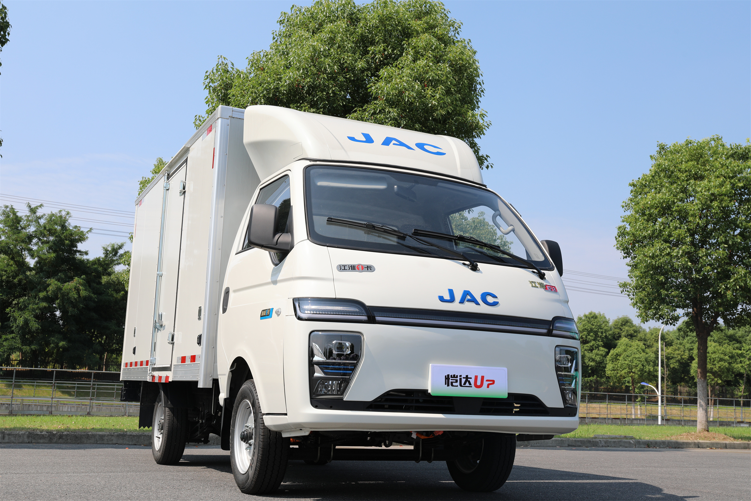 11月新能源物流车销量战报:远程重回"一哥",ta增速最亮眼