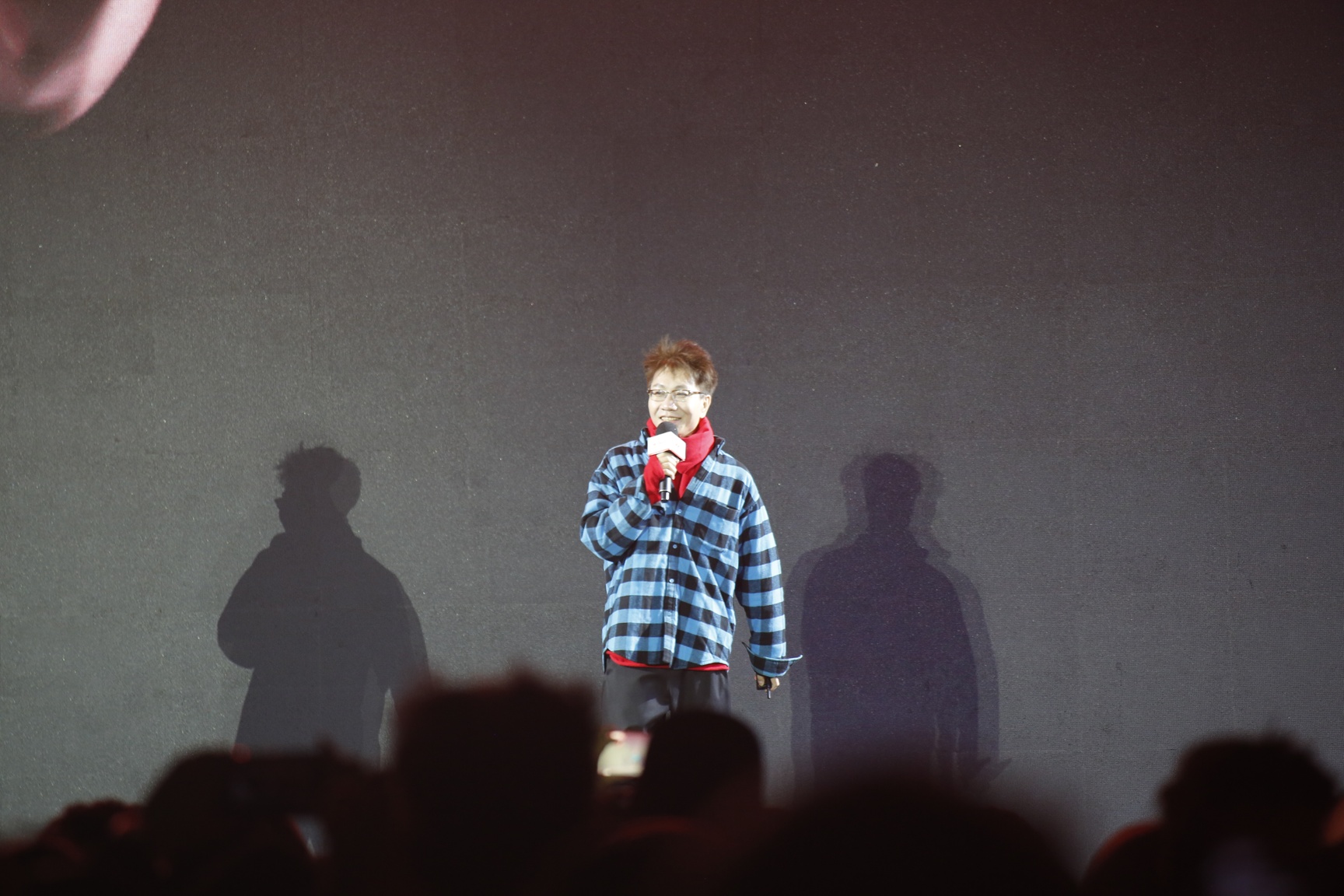 魅族最后一部传统手机？“最后一次”发布会让万众瞩目