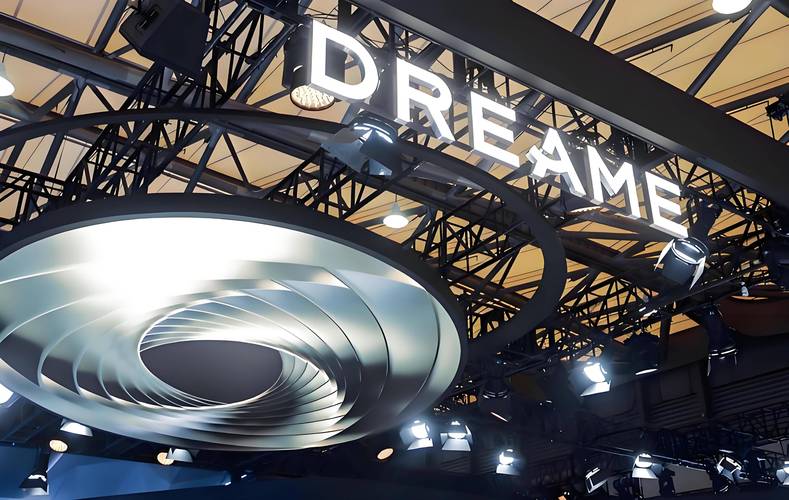 扫地机器人厂家转行做手机？追觅这波高奢设计，你可能高攀不起