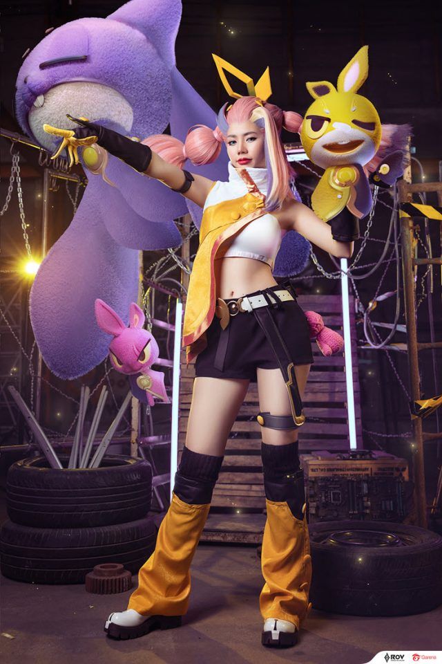 泰国女coser化身《传说对决》女法师邦尼,以一种完美的方式出现