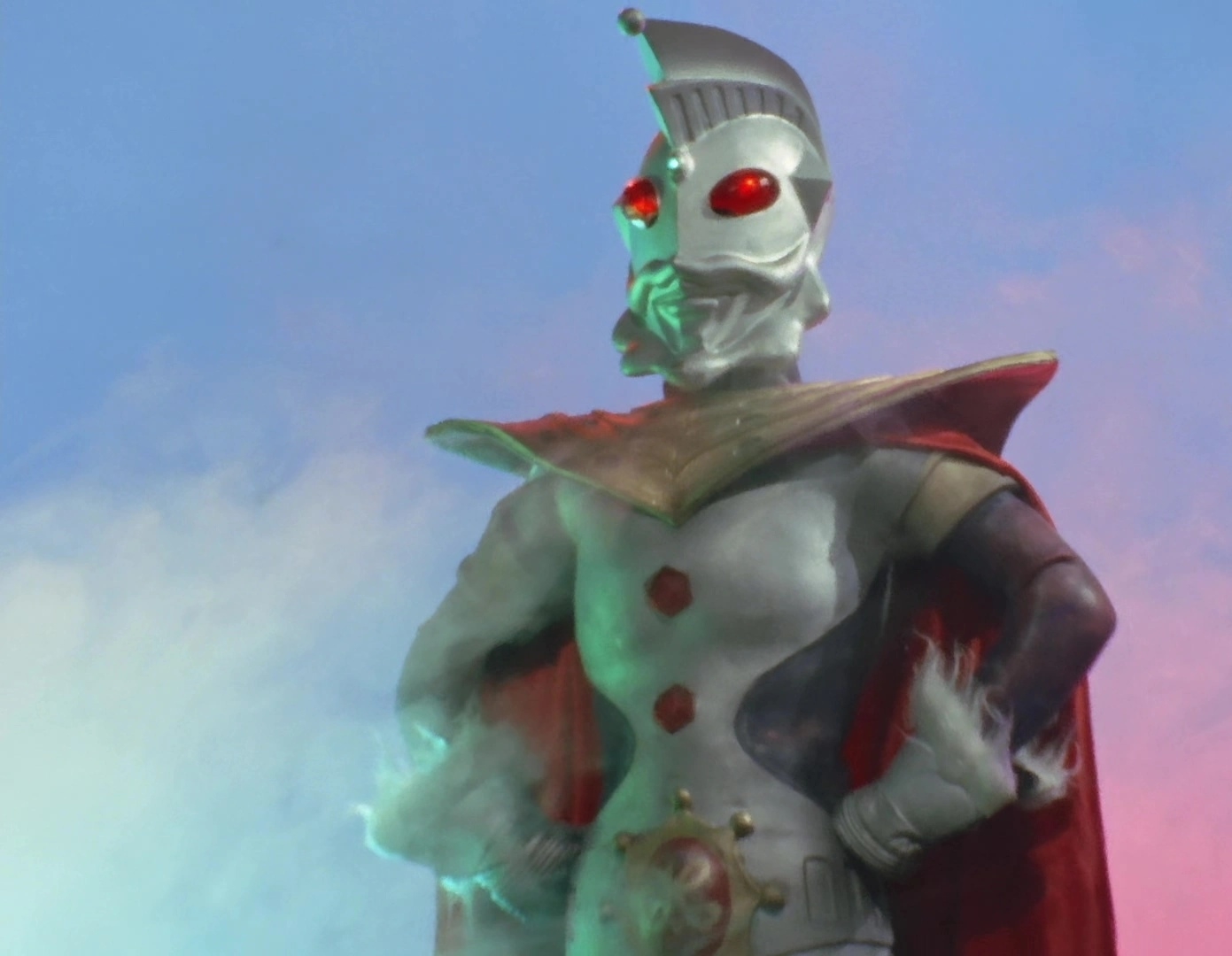 奥特之王是制造光之国人工太阳–等离子火花塔的奥特长老,是光之国