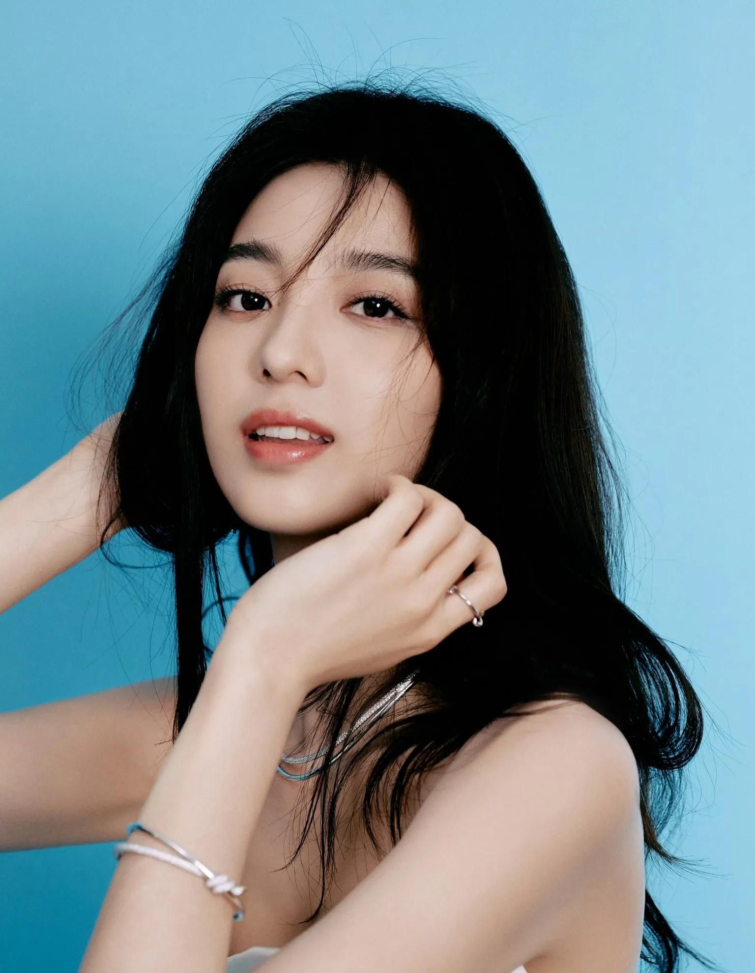 清新女神万鹏的简约之美