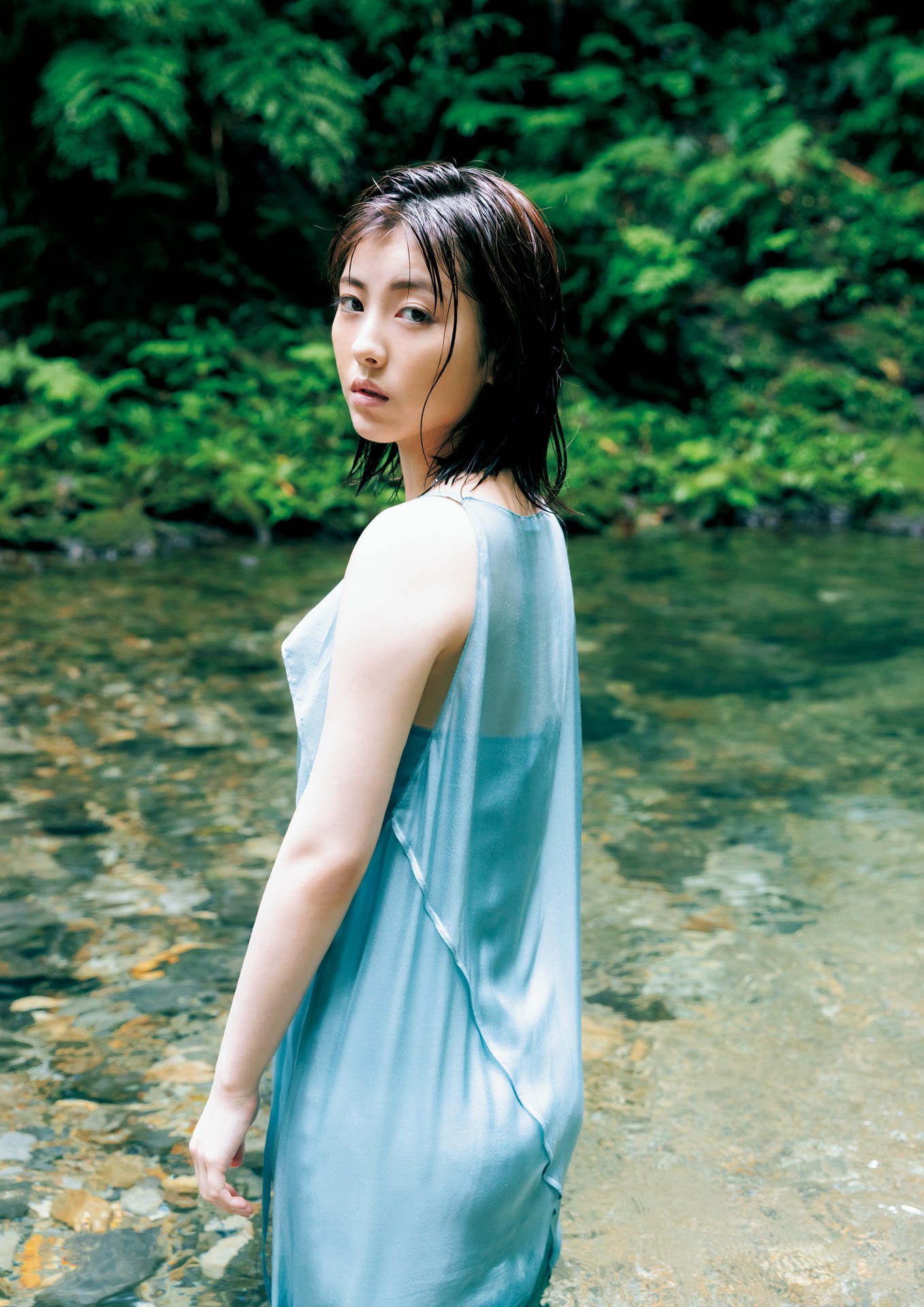 健康积极向上滨边美波首本个人写真集20