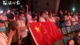 侯志慧夺下第二金 侯志慧为河南加油
