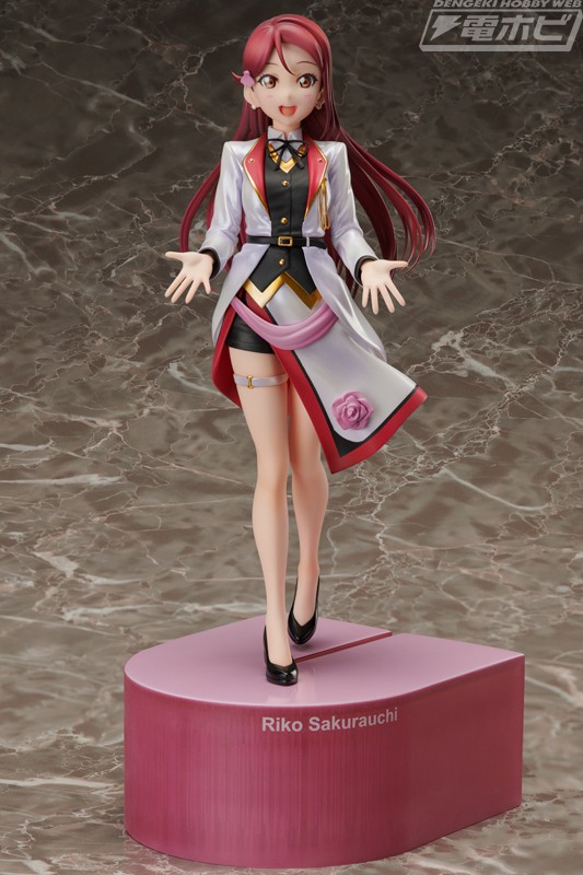 lovelivesunshine樱内梨子生日手办修长美腿抚慰人心