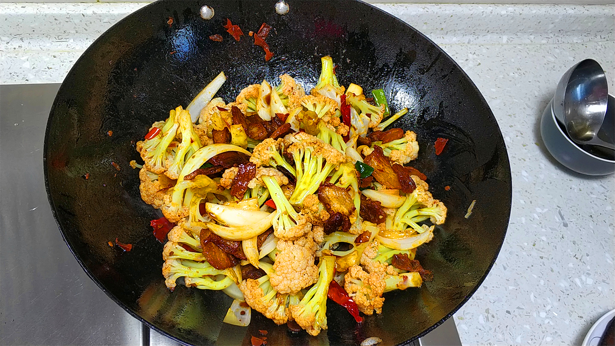 烹饪最好吃的菜花,只需掌握这两个窍门,焦香爽脆