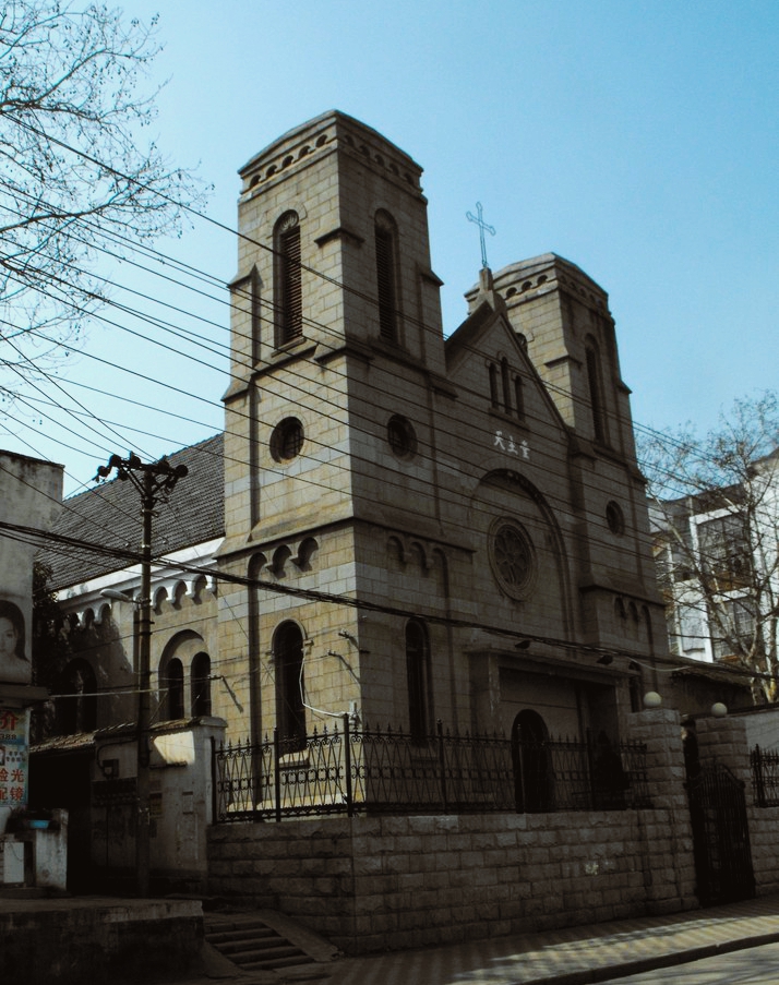 老照片汉阳显正街教堂