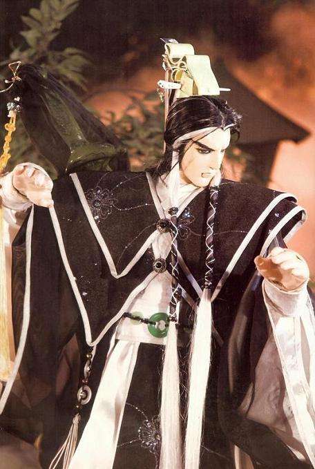 霹雳人物谱——一身正气问天谴