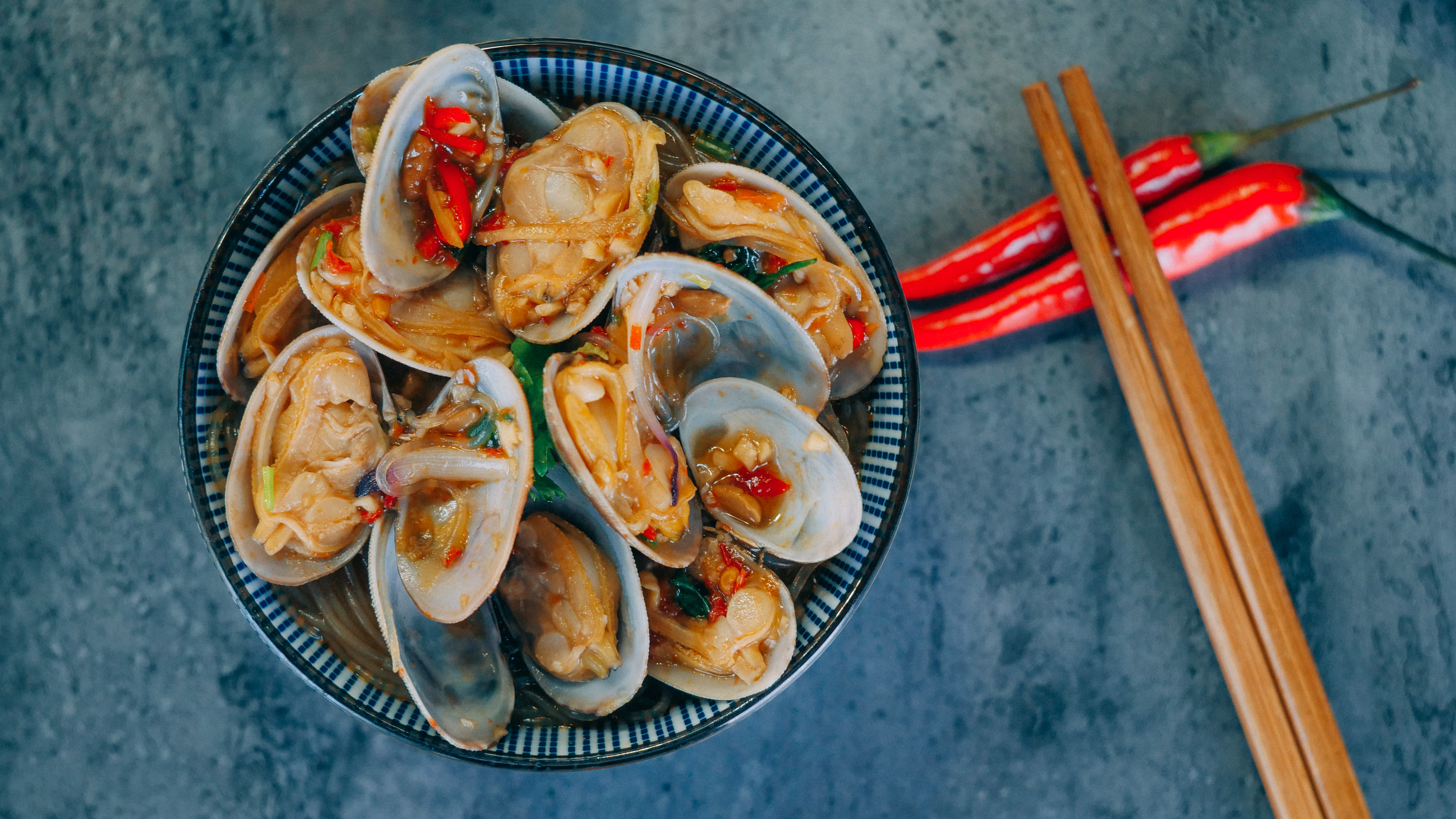 【初味日记】朕赐你一碗香辣花甲粉!吃货快跪下!