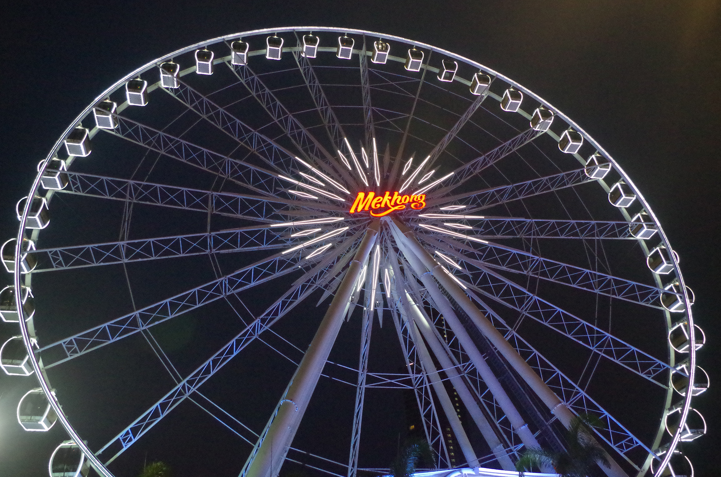 允许我再放一张摩天轮吧