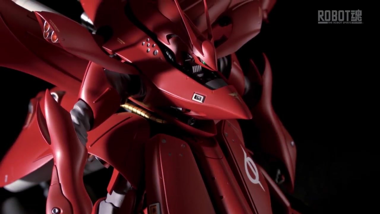 夏亚座机"夜莺"重涂装模型 尺寸超大帅气值爆表