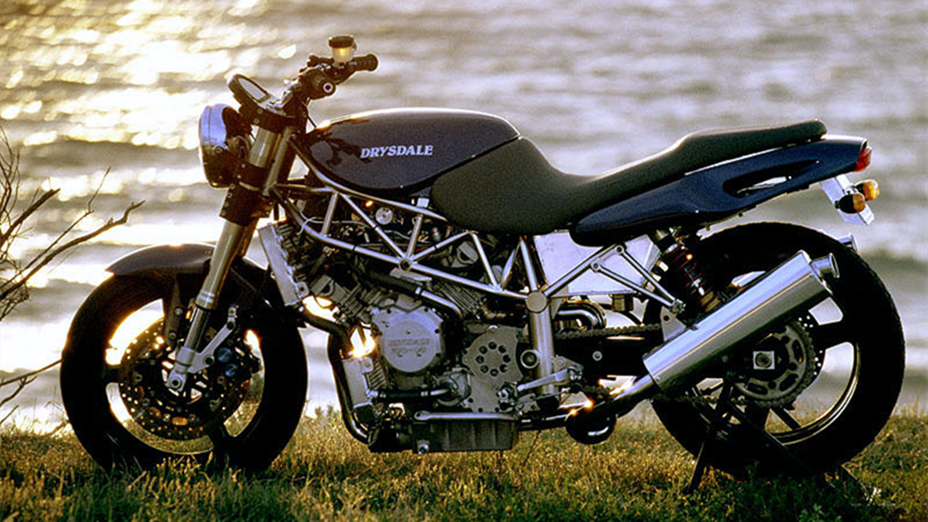 搭载v8发动机的摩托车认识一半算你赢