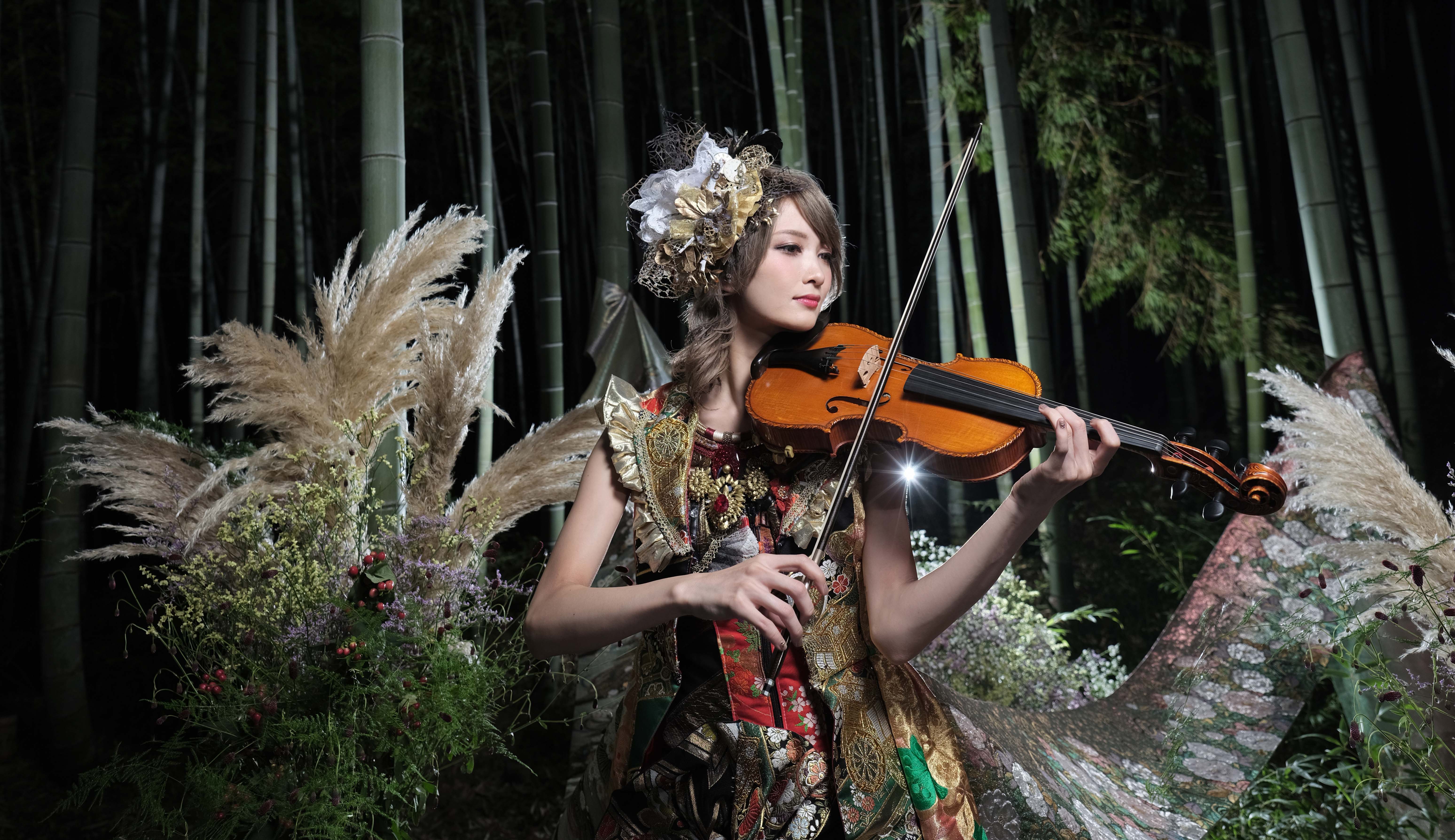 头条少女专访01ayasa绚沙小提琴演奏cos你会爱上这个日本女孩