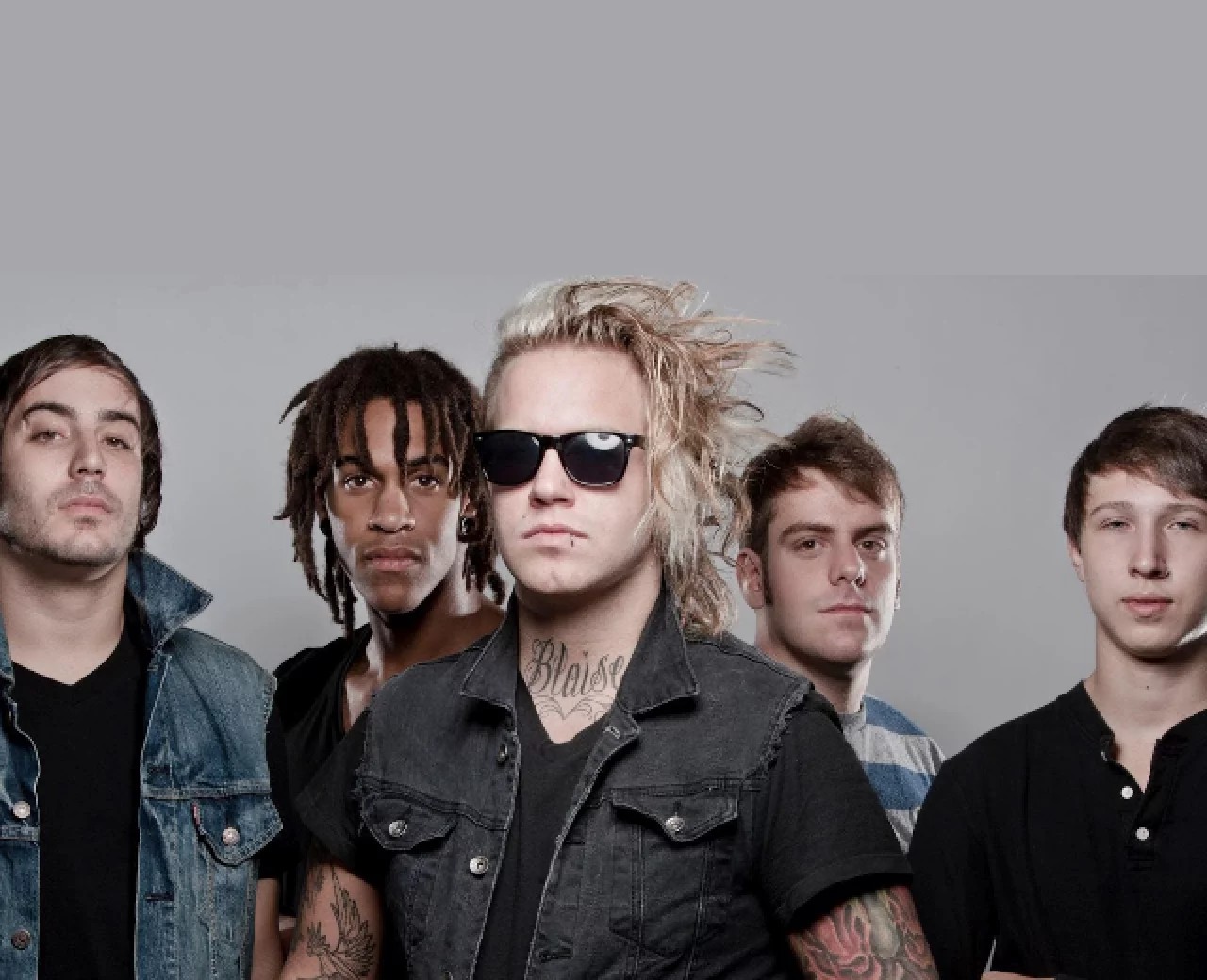 architects 美国大牌前卫金属核乐队 去年因为微博上的怒斥"咸猪手"