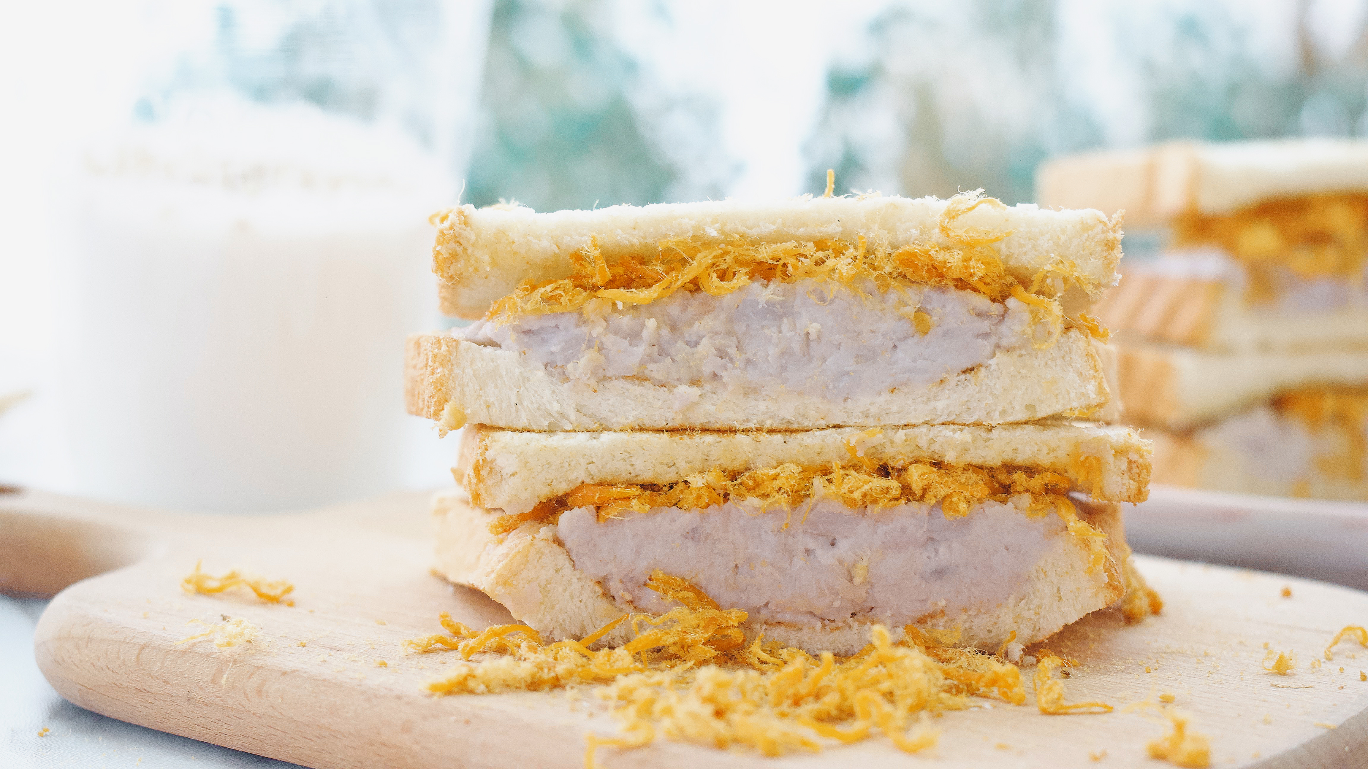 【图文食谱】超饱腹的芋泥肉松吐司!几分钟搞定精致早餐!