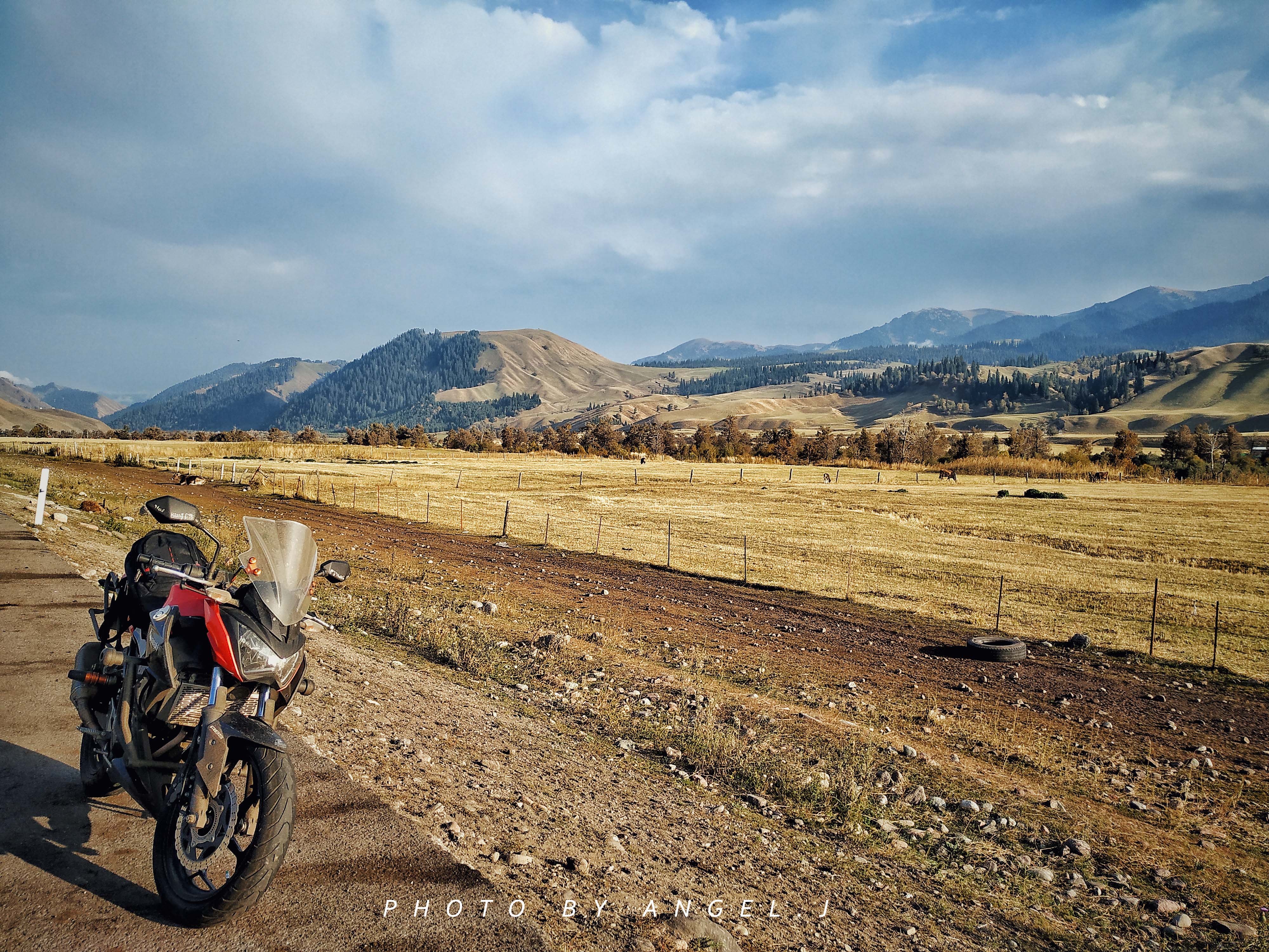 2018 新疆摩旅【一】:抵达乌鲁木齐,冲鸭!独库公路!