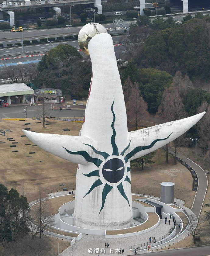 1970大阪世博会太阳塔图片