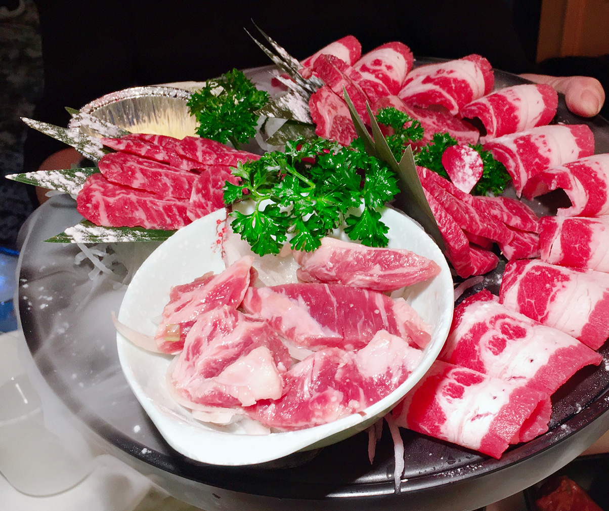 烤肉拼盘性价比蛮高