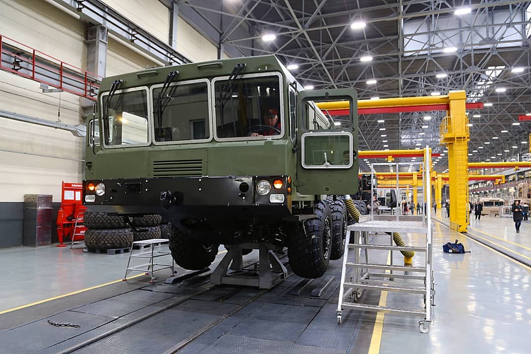 曾经苏联最强maz车辆厂现在什么样