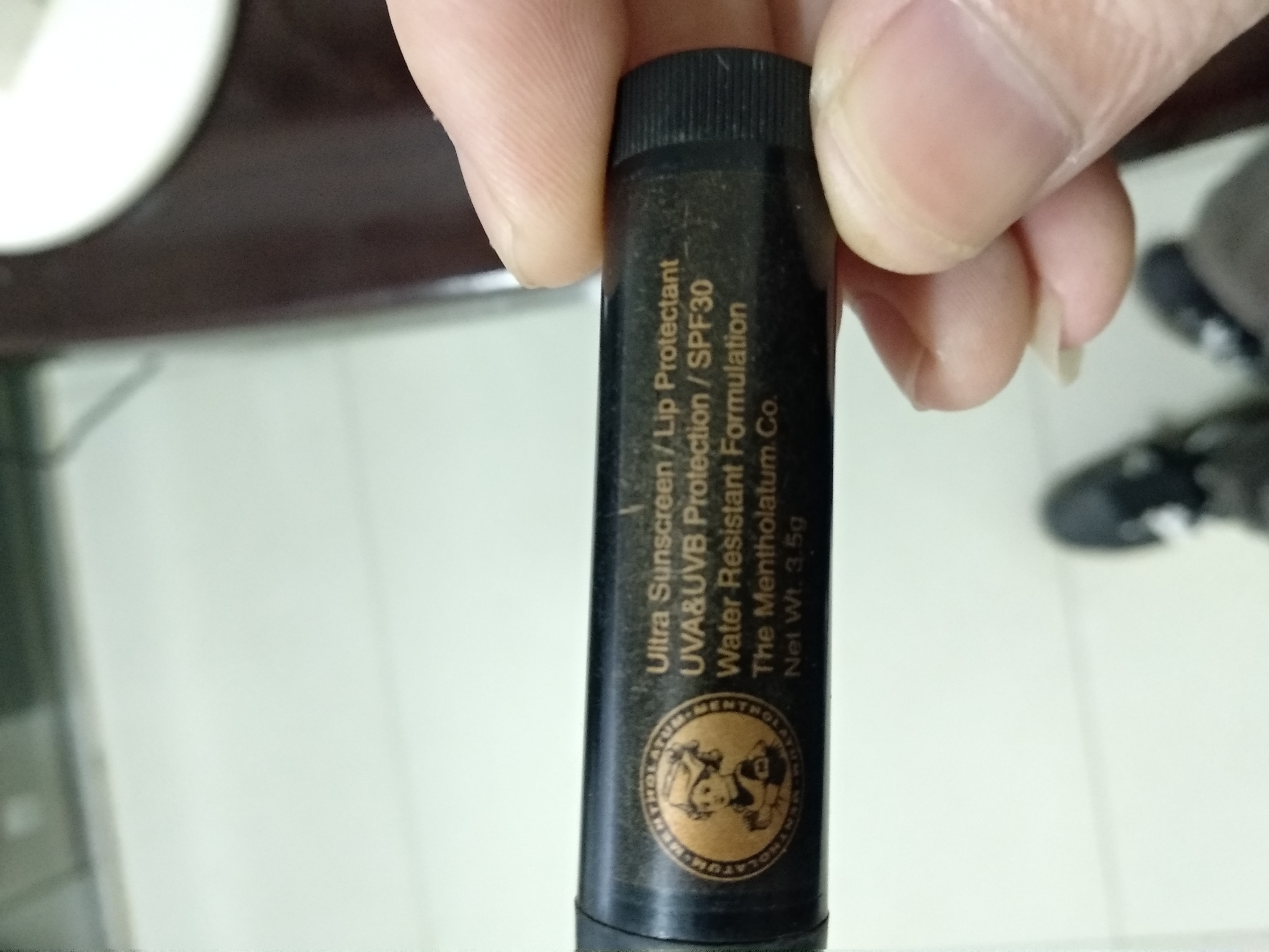 一百多的唇膏(一百多的酒有什么推荐的)