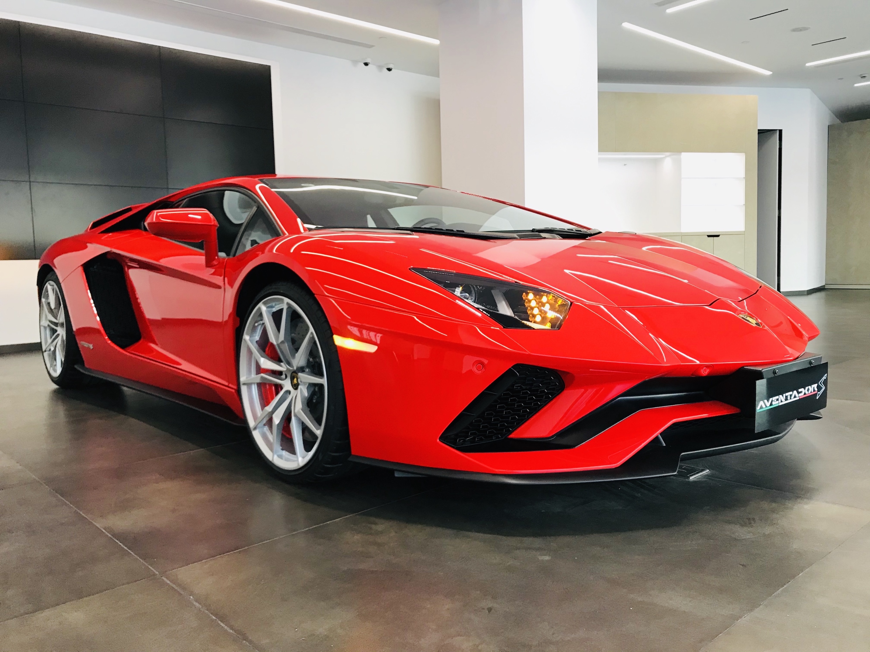 兰博基尼大牛lp700-4和lp740-4的区别