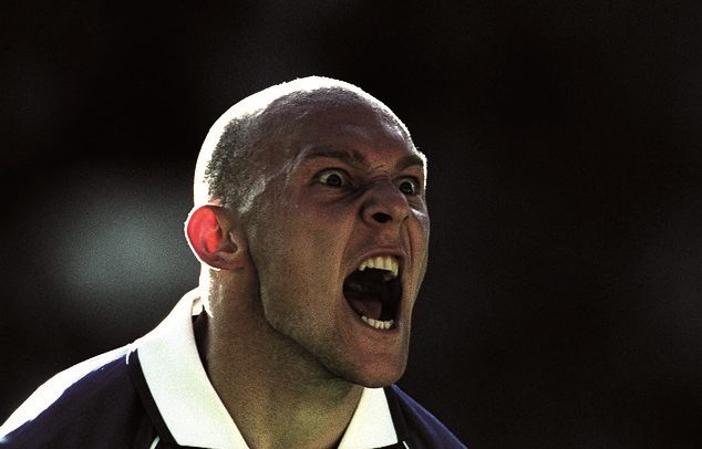 从球员到赌神,皇马旧将格拉维森的奇幻人生