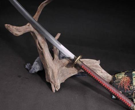 世界上著名的十大名刀 o_1d5jkflsf1tsv1f056r017ac1k4128.jpg