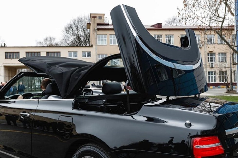 阿鲁斯将军敞篷车的独特之处