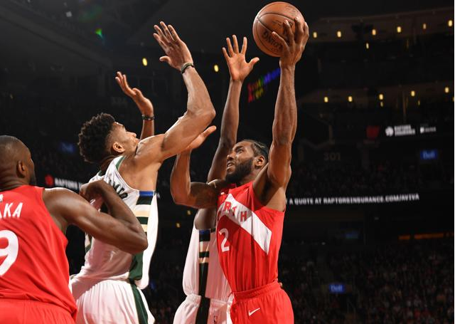 【雄鹿122-116击退猛龙】字母哥31+20+7统治攻防 里弗斯携残阵捍卫主场尊严