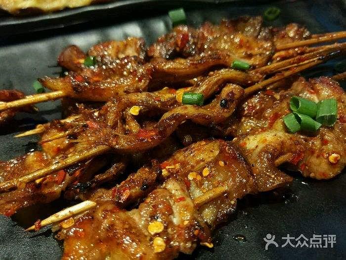 诸君觉得烧烤界荤菜一哥是什么