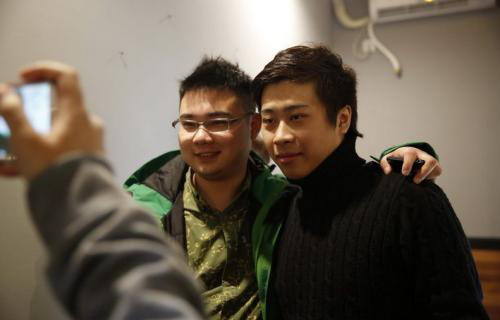 分别是我干——昔时还叫电竞李伯清的6324李赣,如今的任冲,嗯饭王