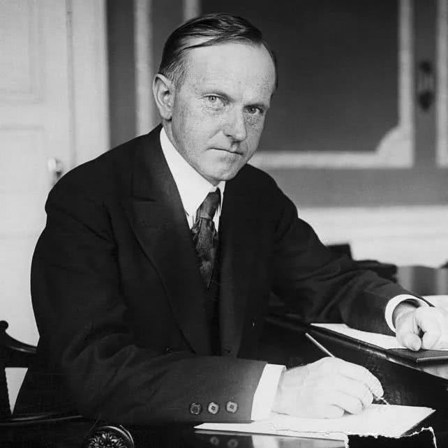 柯立芝总统建议全国人民庆祝这个节日,但却没有发布全国性的公告(也就