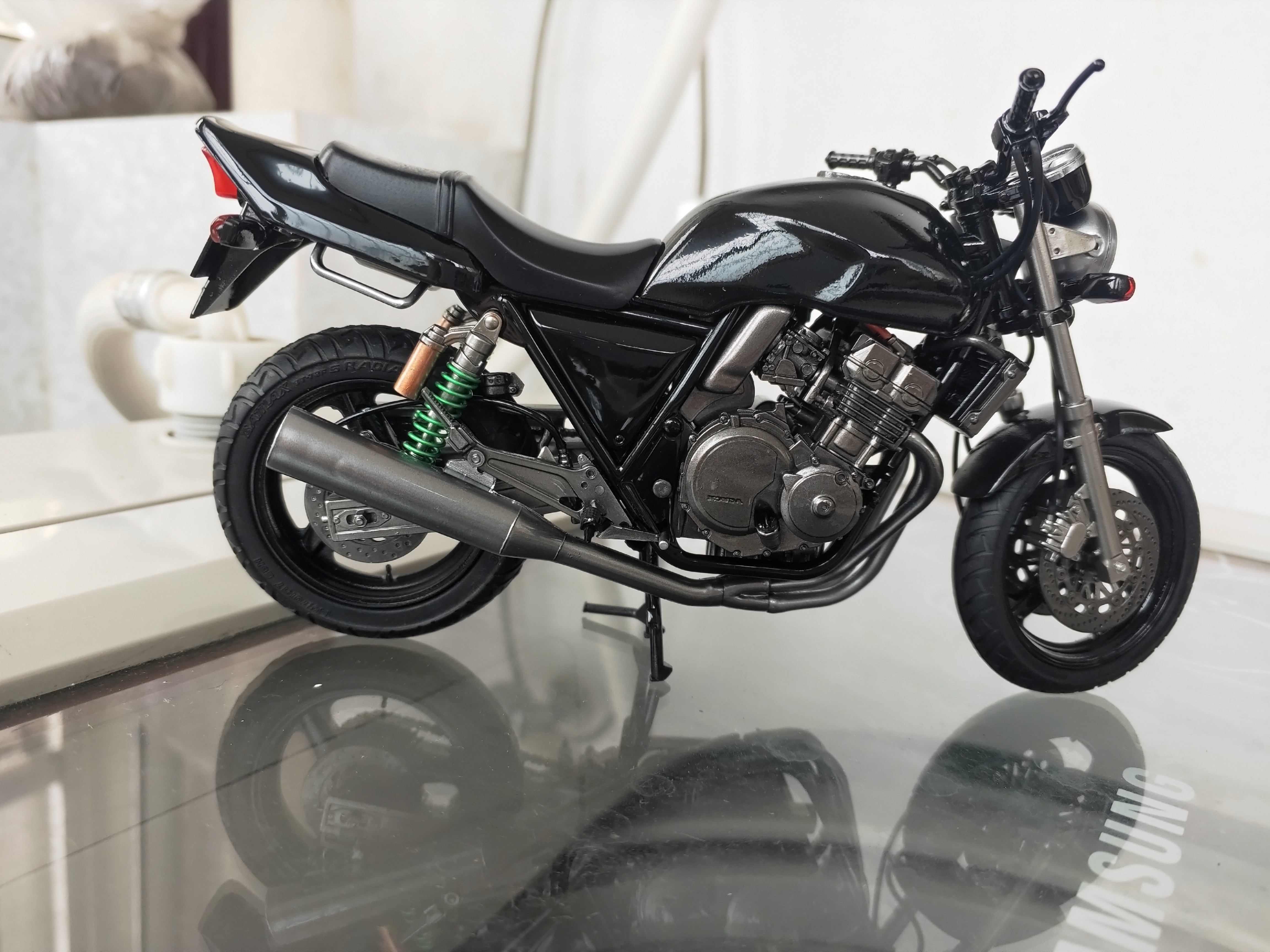 青島社本田cb400superfour噴塗