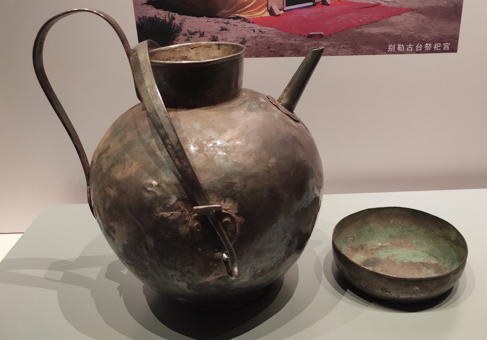 博物馆之旅2019鄂尔多斯蒙古族历史文化展武汉博物馆