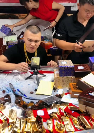 快手卖文玩怎么那么便宜