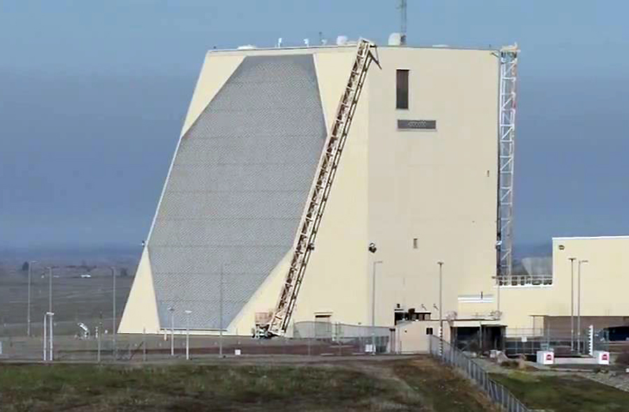 铺路爪相控阵预警雷达战略预警部署并非一定要通过购岛方案才能实施