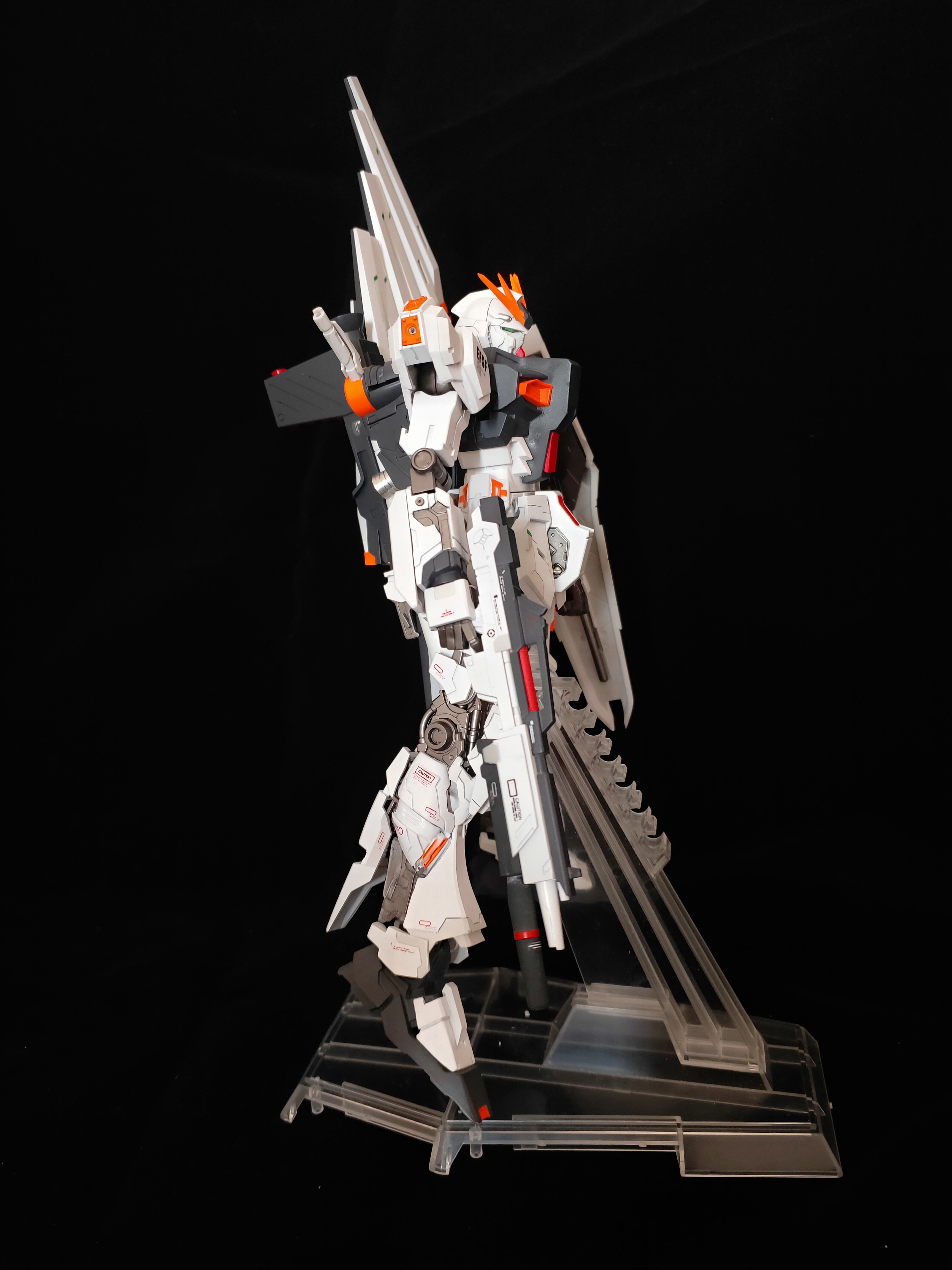 模魂真悟hg牛高达